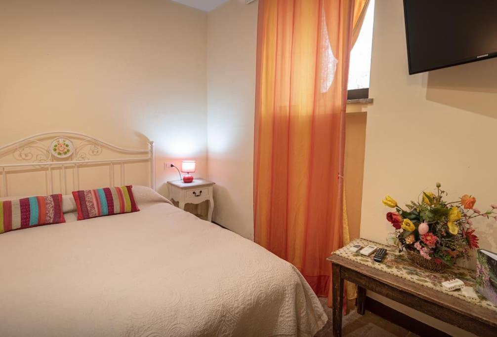 Monolocale Vicino Rocca Maggiore Apartment *